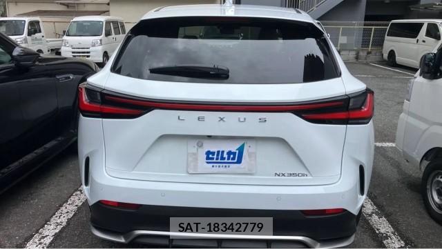 Lexus NX 2024-02 8282327-1