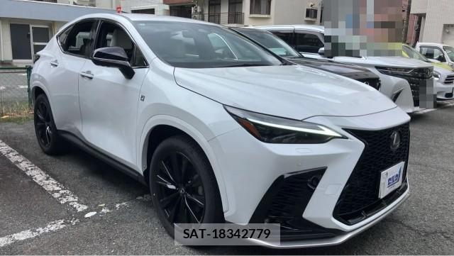 Lexus NX 2024-02 8282327-11
