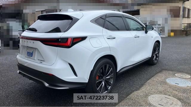 Lexus NX 2021-12 8282363-12