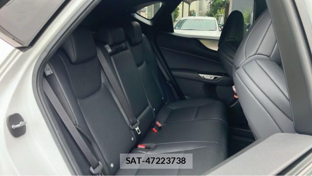 Lexus NX 2021-12 8282363-6