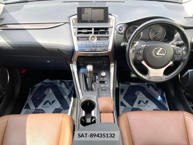 Lexus NX 2015-09 8282714-1