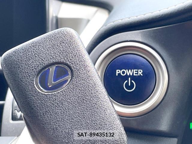 Lexus NX 2015-09 8282714-9