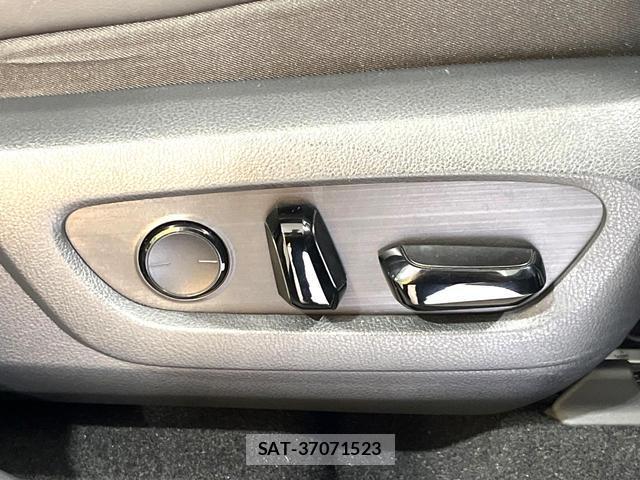Lexus NX 2023-11 8283484-5