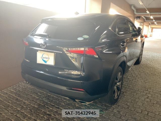 Lexus NX 2017-03 8283574-1