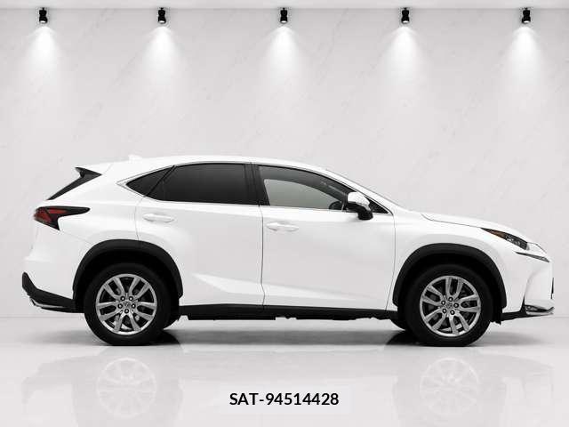 Lexus NX 2015-08 8284192-1