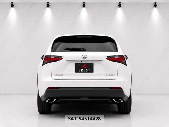 Lexus NX 2015-08 8284192-3
