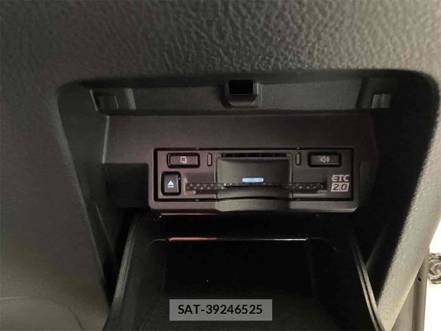 Lexus NX 2024-04 8285386-18