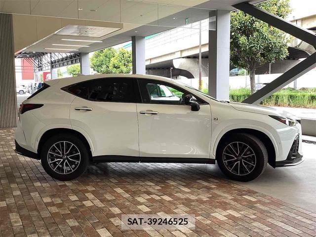 Lexus NX 2024-04 8285386-3