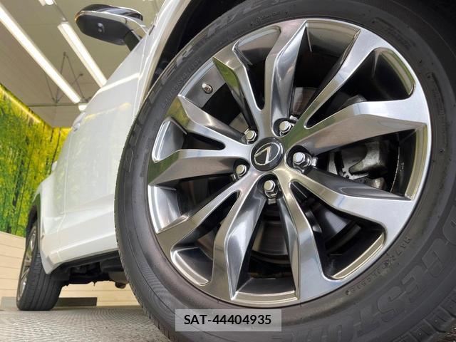 Lexus NX 2018-12 8285461-12