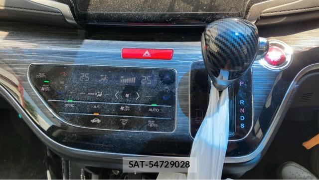 Honda ODYSSEY 2015-05 8282437-14
