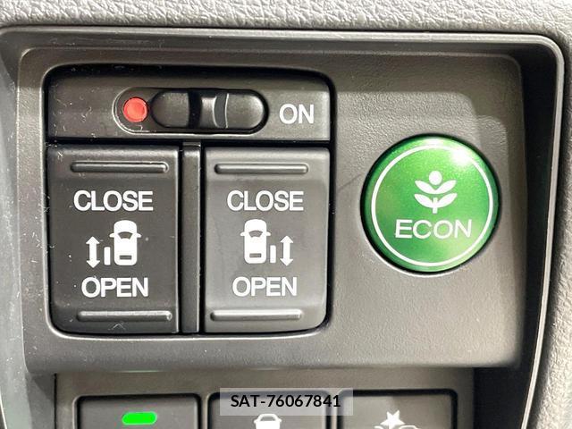 Honda ODYSSEY 2016-03 8284512-4