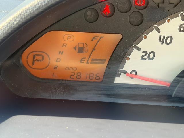 Nissan OTTI 2012-07 8277845-11
