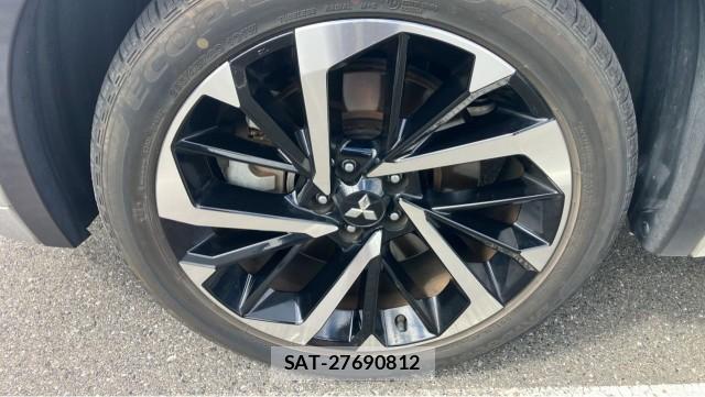 Mitsubishi OUTLANDER PHEV 2022-01 8276916-8