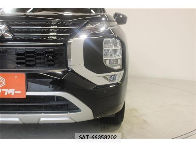 Mitsubishi OUTLANDER PHEV 2022-06 8277357-14