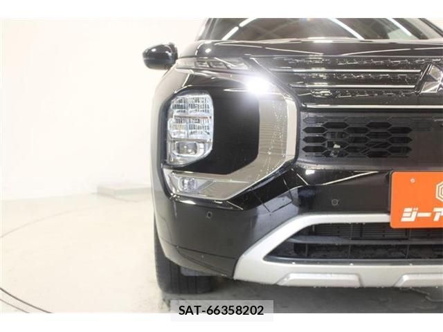 Mitsubishi OUTLANDER PHEV 2022-06 8277357-16