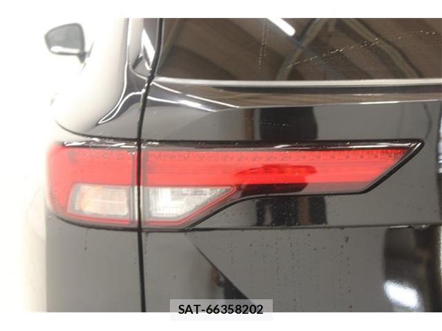 Mitsubishi OUTLANDER PHEV 2022-06 8277357-19