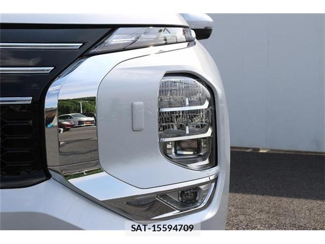 Mitsubishi OUTLANDER PHEV 2024-11 8278089-10