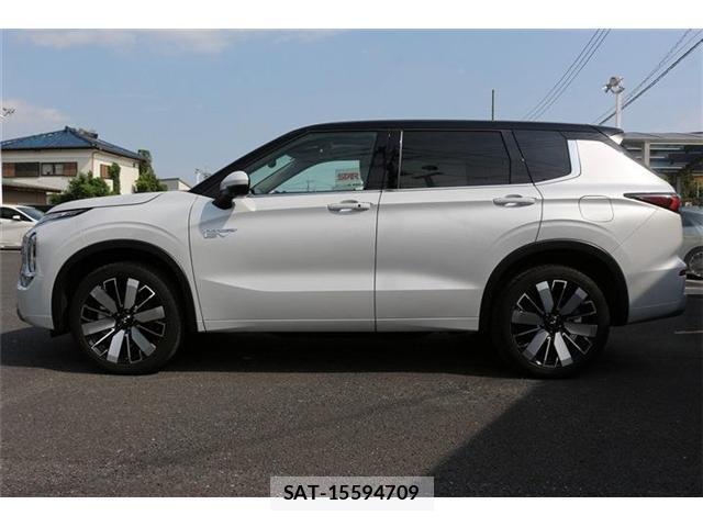 Mitsubishi OUTLANDER PHEV 2024-11 8278089-7