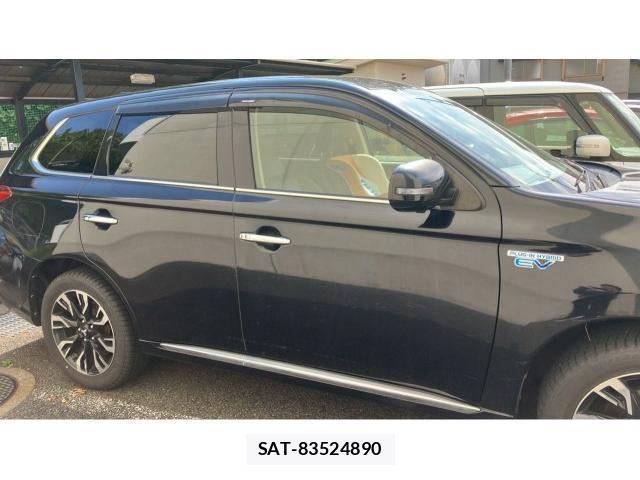 Mitsubishi OUTLANDER PHEV 2015-12 8278879-10