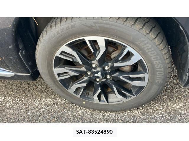 Mitsubishi OUTLANDER PHEV 2015-12 8278879-8