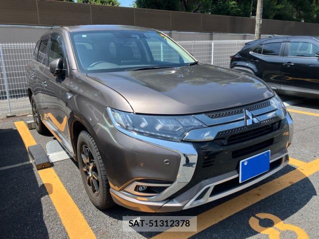 Mitsubishi OUTLANDER PHEV 2019-01 8279131-1
