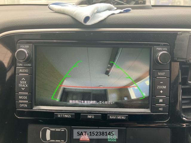 Mitsubishi OUTLANDER PHEV 2013-12 8279701-18
