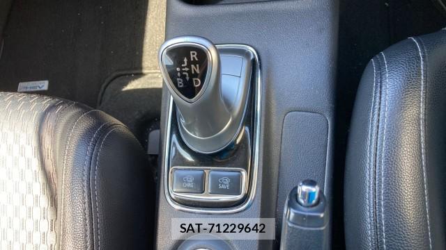 Mitsubishi OUTLANDER PHEV 2013-01 8280517-14