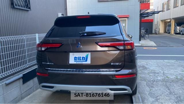 Mitsubishi OUTLANDER PHEV 2023-11 8280574-1