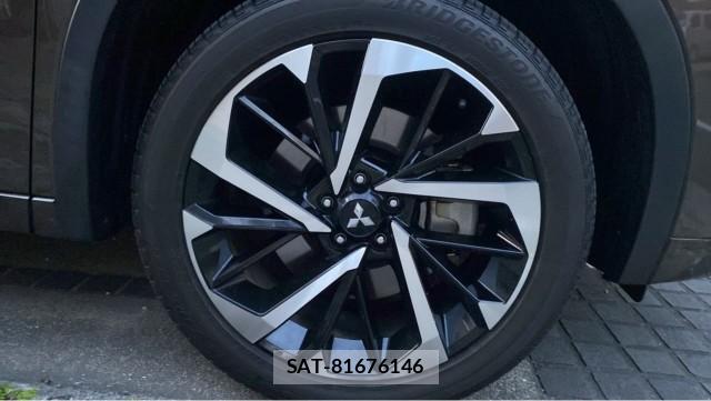 Mitsubishi OUTLANDER PHEV 2023-11 8280574-8