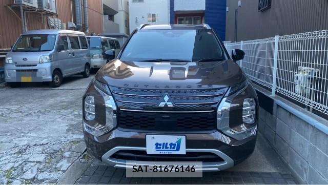 Mitsubishi OUTLANDER PHEV 2023-11 8280574-9