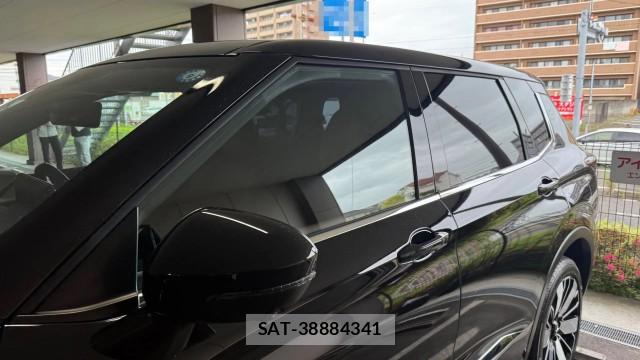 Mitsubishi OUTLANDER PHEV 2025-01 8280852-10