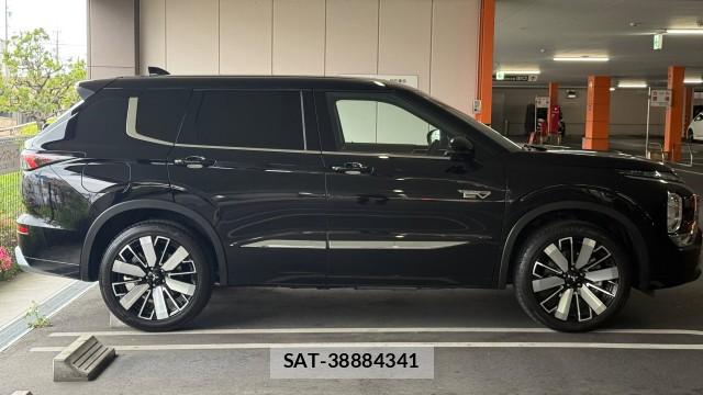 Mitsubishi OUTLANDER PHEV 2025-01 8280852-3