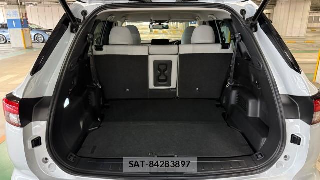 Mitsubishi OUTLANDER PHEV 2023-03 8281124-17