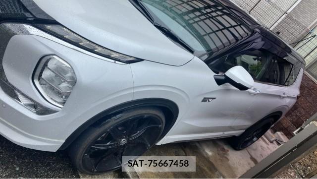 Mitsubishi OUTLANDER PHEV 2022-01 8281647-10