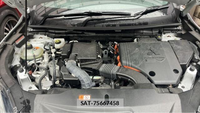 Mitsubishi OUTLANDER PHEV 2022-01 8281647-7
