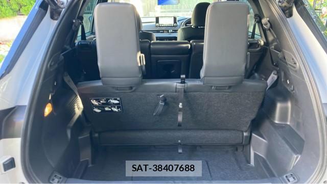 Mitsubishi OUTLANDER PHEV 2022-01 8281770-17