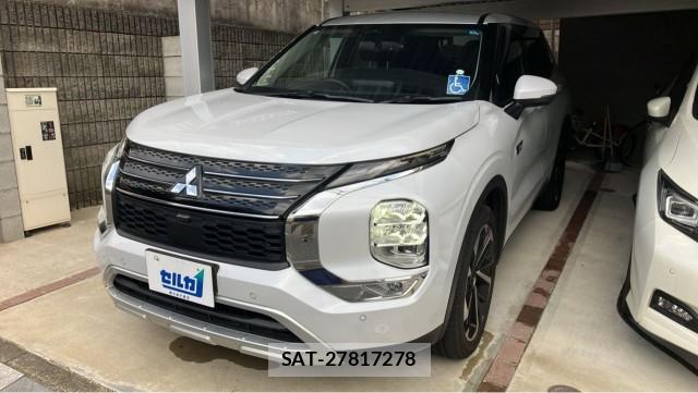 Mitsubishi OUTLANDER PHEV 2023-06 8282084-0