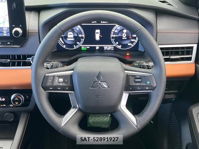 Mitsubishi OUTLANDER PHEV 2022-05 8283033-11