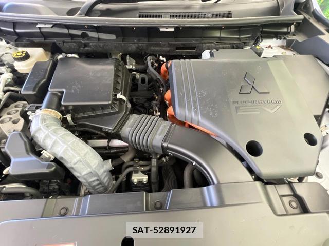 Mitsubishi OUTLANDER PHEV 2022-05 8283033-18