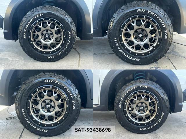 Mitsubishi OUTLANDER PHEV 2015-12 8284467-15