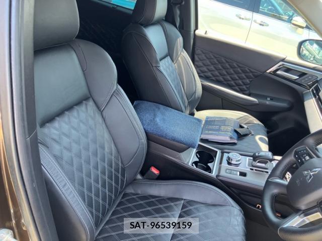 Mitsubishi OUTLANDER PHEV 2022-12 8285095-15
