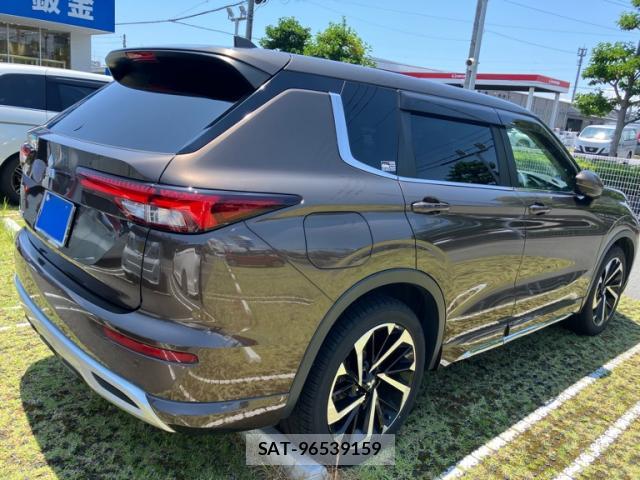 Mitsubishi OUTLANDER PHEV 2022-12 8285095-3