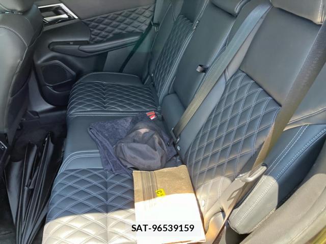 Mitsubishi OUTLANDER PHEV 2022-12 8285095-6