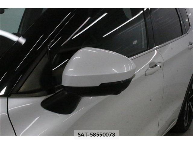 Mitsubishi OUTLANDER PHEV 2022-05 8285114-18