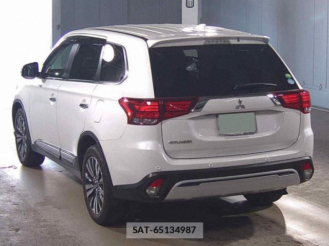 Mitsubishi OUTLANDER 2019-07 8278890-1