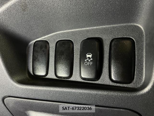 Mitsubishi OUTLANDER 2011-11 8284637-18
