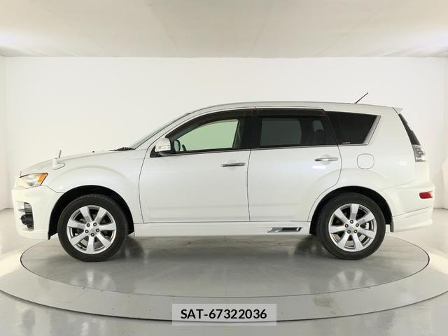 Mitsubishi OUTLANDER 2011-11 8284637-3