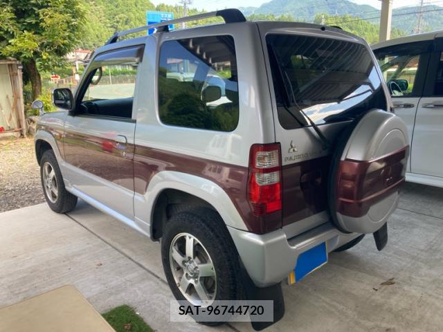 Mitsubishi PAJERO MINI 2010-10 8277491-13