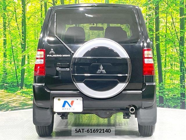 Mitsubishi PAJERO MINI 2011-01 8279375-13