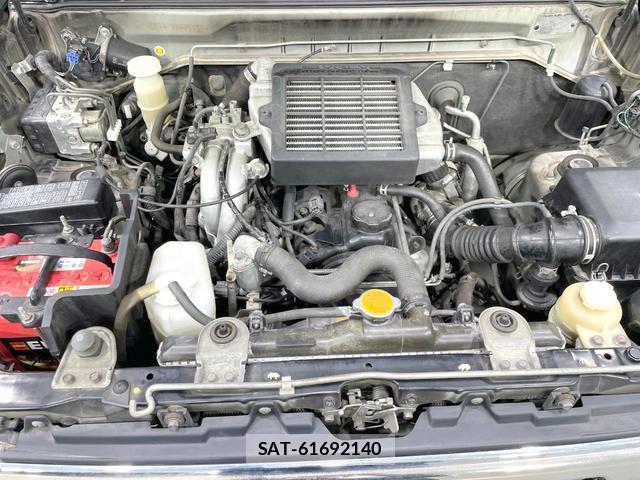 Mitsubishi PAJERO MINI 2011-01 8279375-16